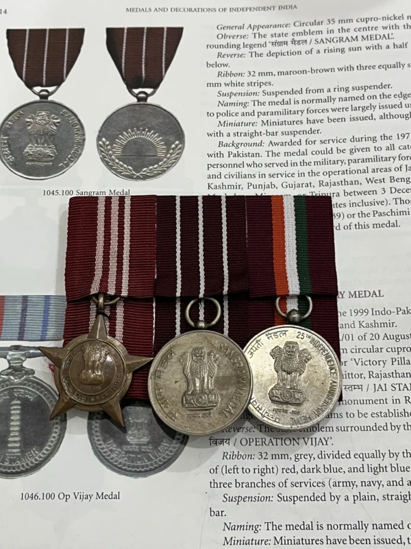 GROUP OF MEDALS PASCHIMI STAR NAMED AND REST UNAMED - Image 3