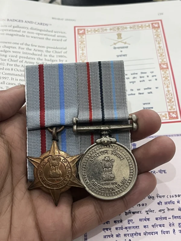 GROUP OF 2 OP VIJAY STAR AND OP VIJAY MEDAL UNAMED - Image 2