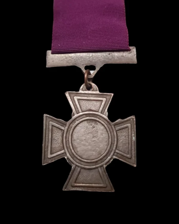 WW2 VICTORIA CROSS 1945 (Tailor Copy) - Image 2